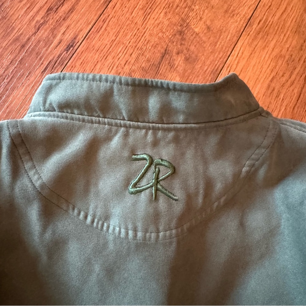 Zero Restriction Microsuede 1/4 Snap Pullover Ves… - image 5
